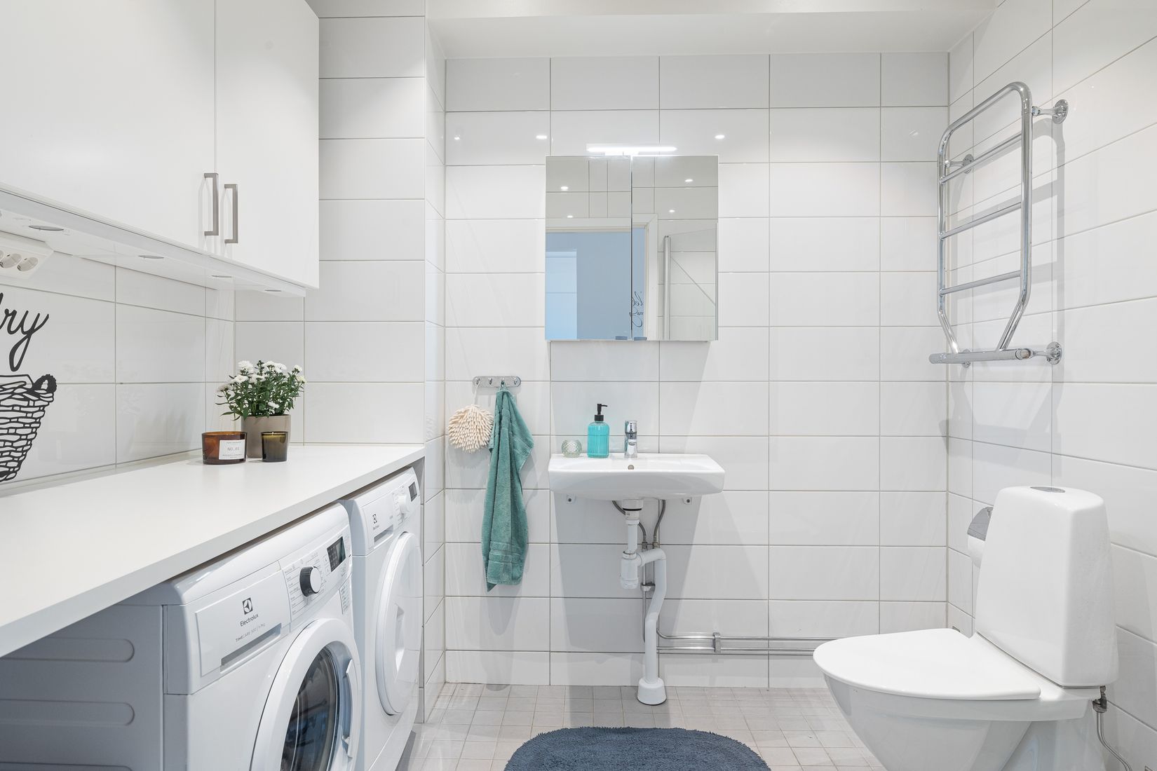 Radhus, Igelvadsstråket 25, Fresta, Upplands Väsby
