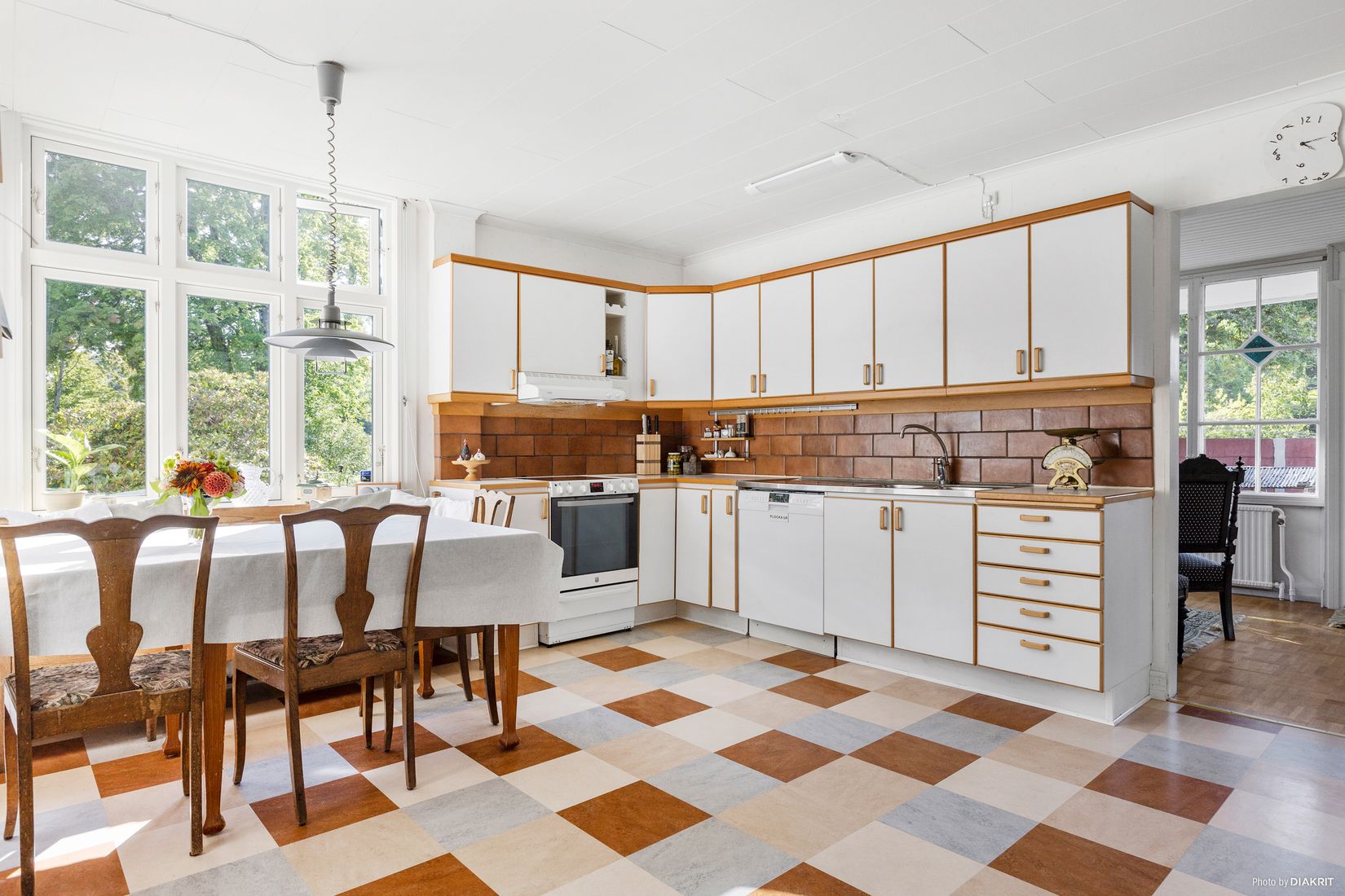 Villa, Sommarvägen 6, Adolfsberg, Örebro