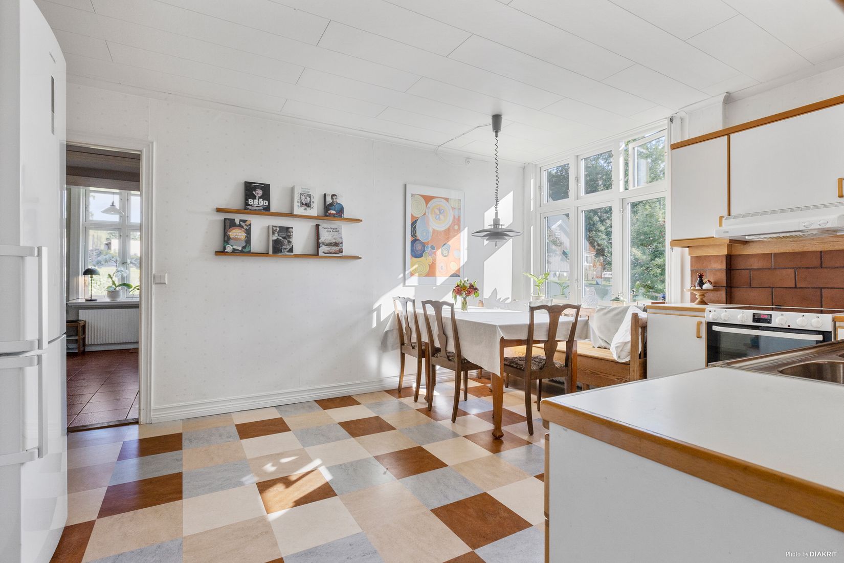 Villa, Sommarvägen 6, Adolfsberg, Örebro