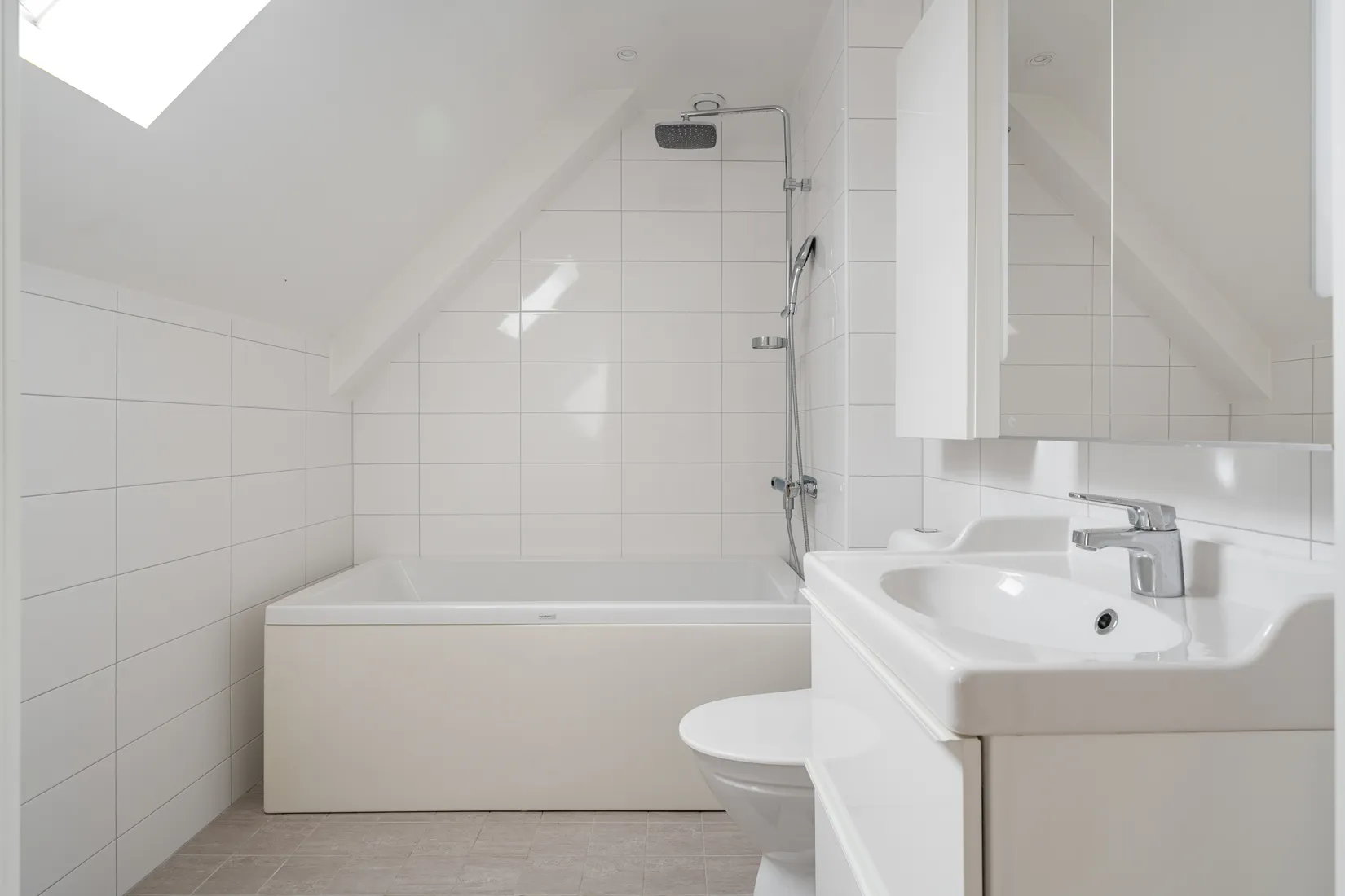 Villa, Radhus, HAGAVÄGEN 21, Ormsta, Vallentuna