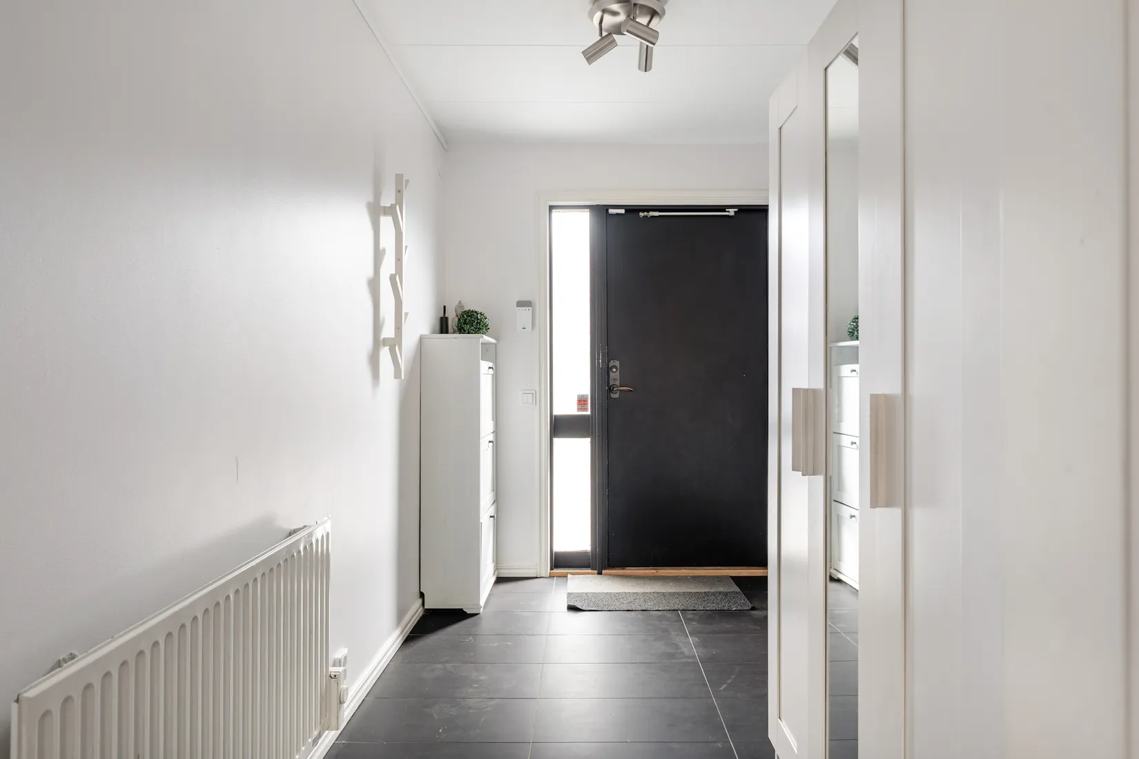 Villa, Radhus, HAGAVÄGEN 21, Ormsta, Vallentuna