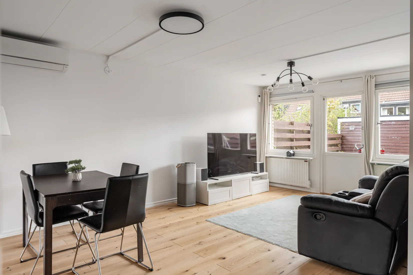 Villa, Radhus, HAGAVÄGEN 21, Ormsta, Vallentuna