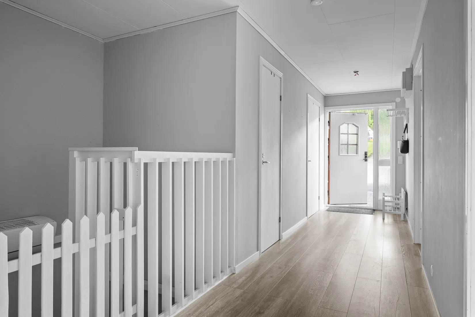 Villa, Radhus, Svansjövägen 3G, Bjuren, Flen