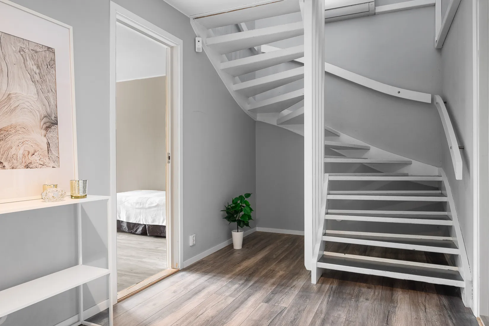 Villa, Radhus, Svansjövägen 3G, Bjuren, Flen