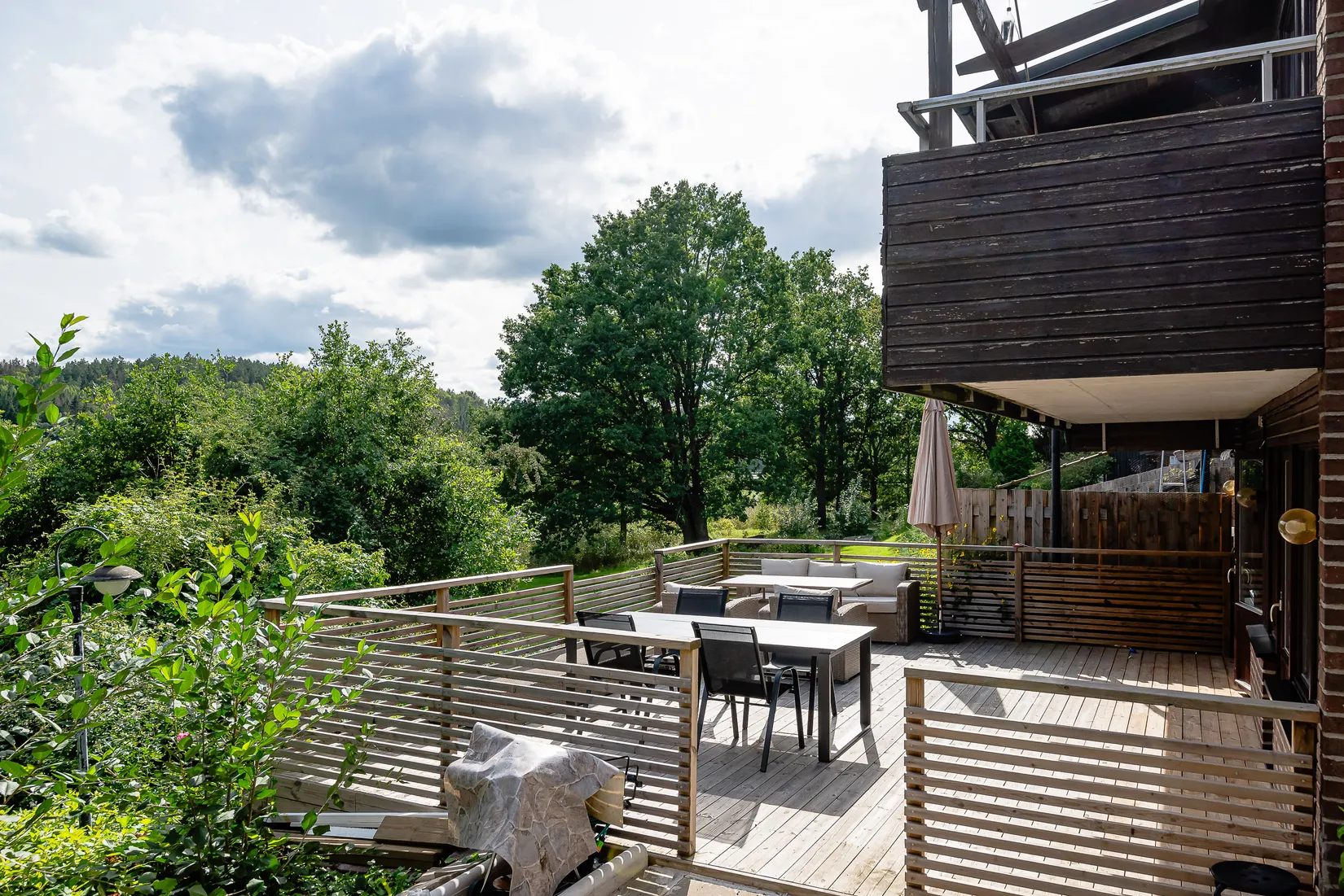 Villa, Radhus, Svansjövägen 3G, Bjuren, Flen