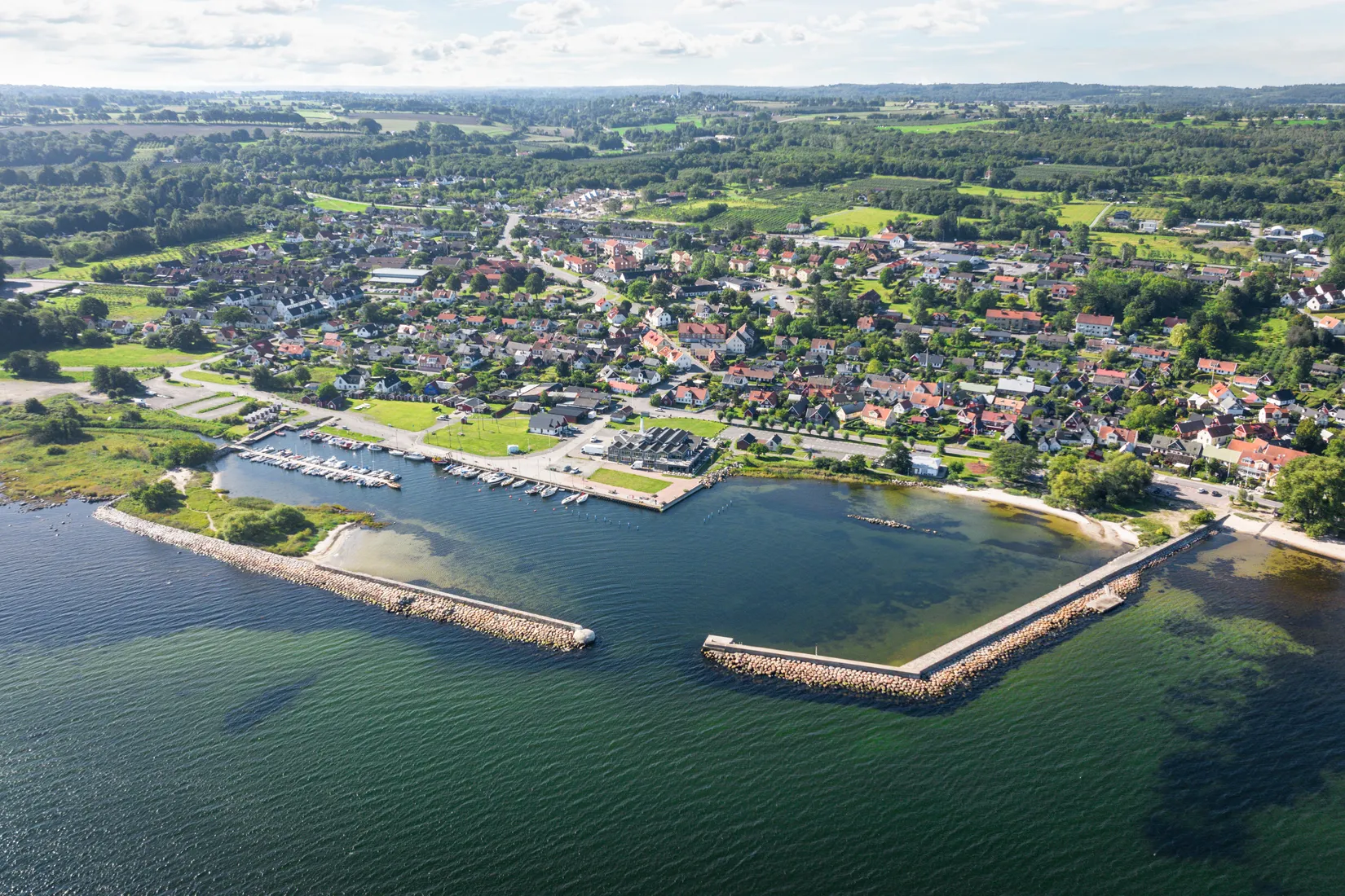 Tomt, Infart via Körsbärsvägen, Kivik, Simrishamn