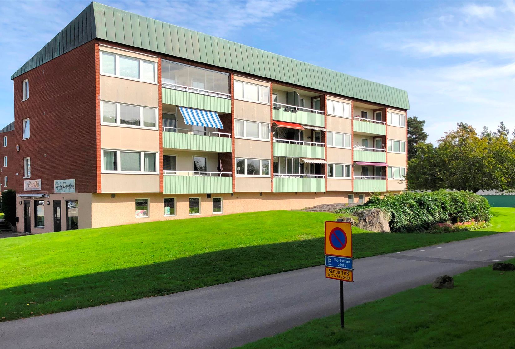 Bostadsrätt, Karlstorpsvägen 129, Karlstorp, Trollhättan