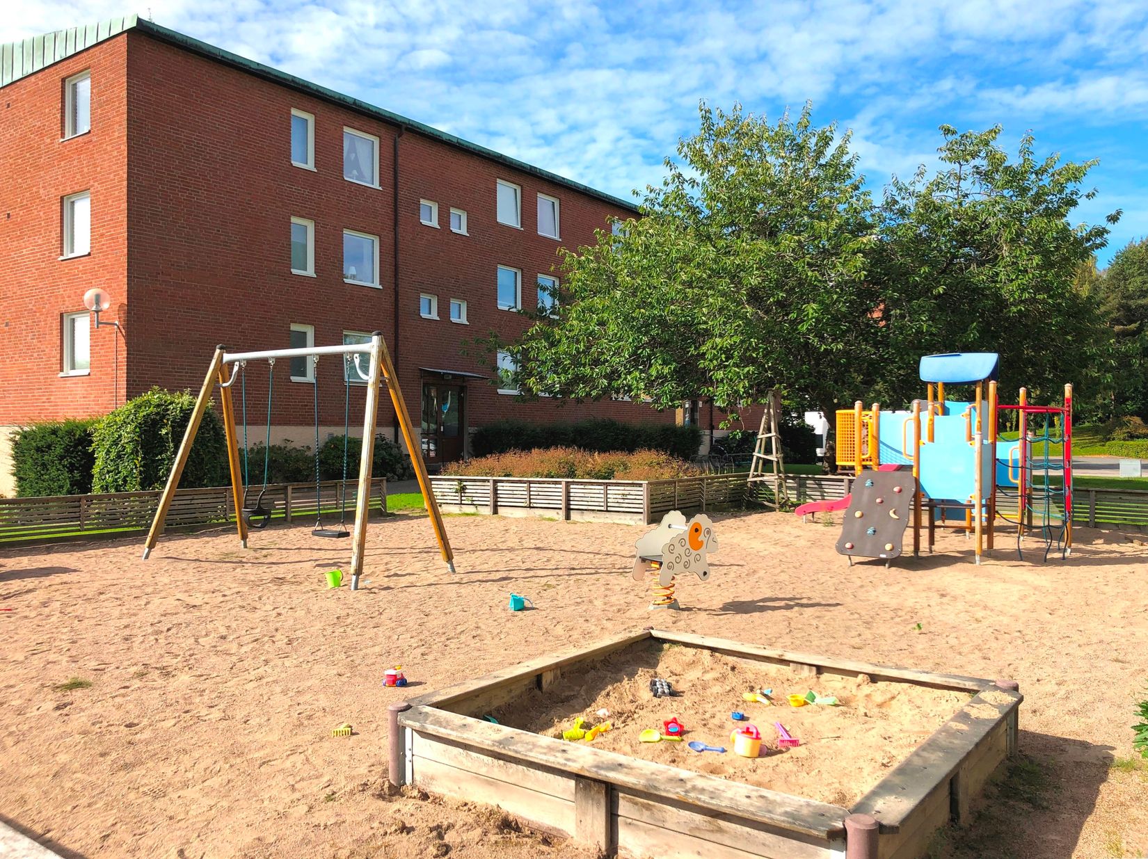 Bostadsrätt, Karlstorpsvägen 129, Karlstorp, Trollhättan