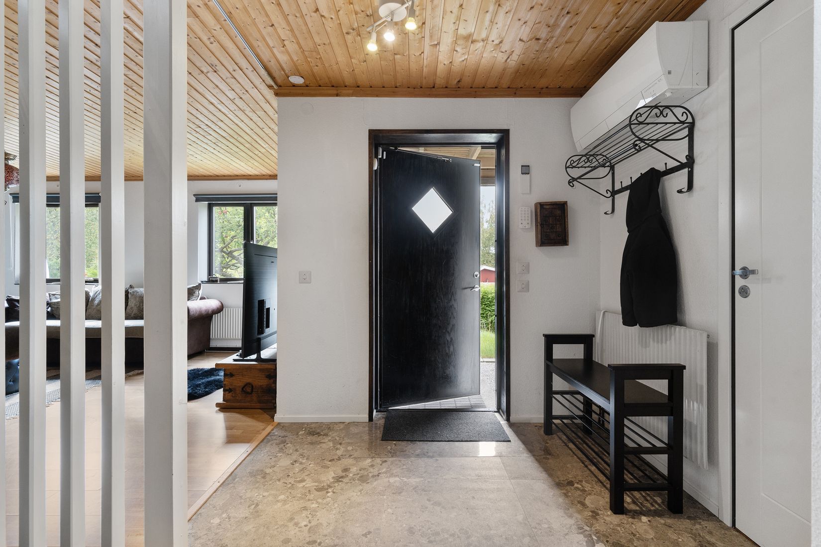 Villa, Flustervägen 11, Lilla Edet