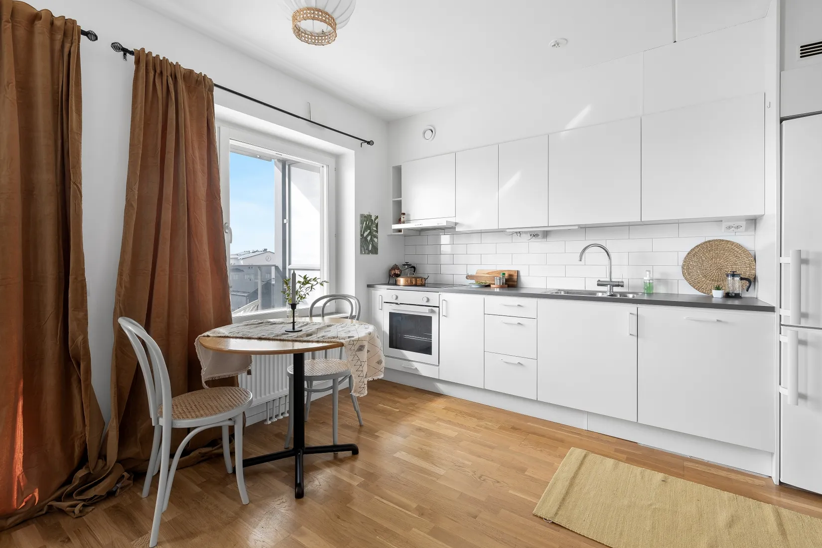 Bostadsrätt, Almbygatan 10, vån 9, Rinkebyterassen, Stockholm
