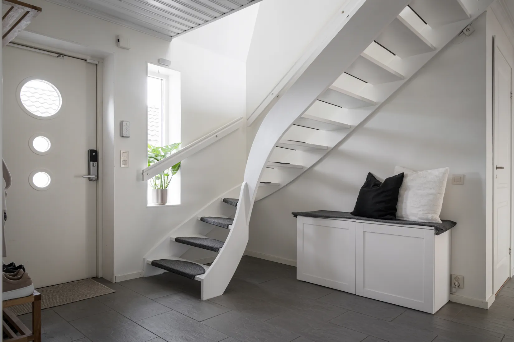 Villa, Myrbostigen 9A & 9B, Torslanda - Andalen, Göteborg