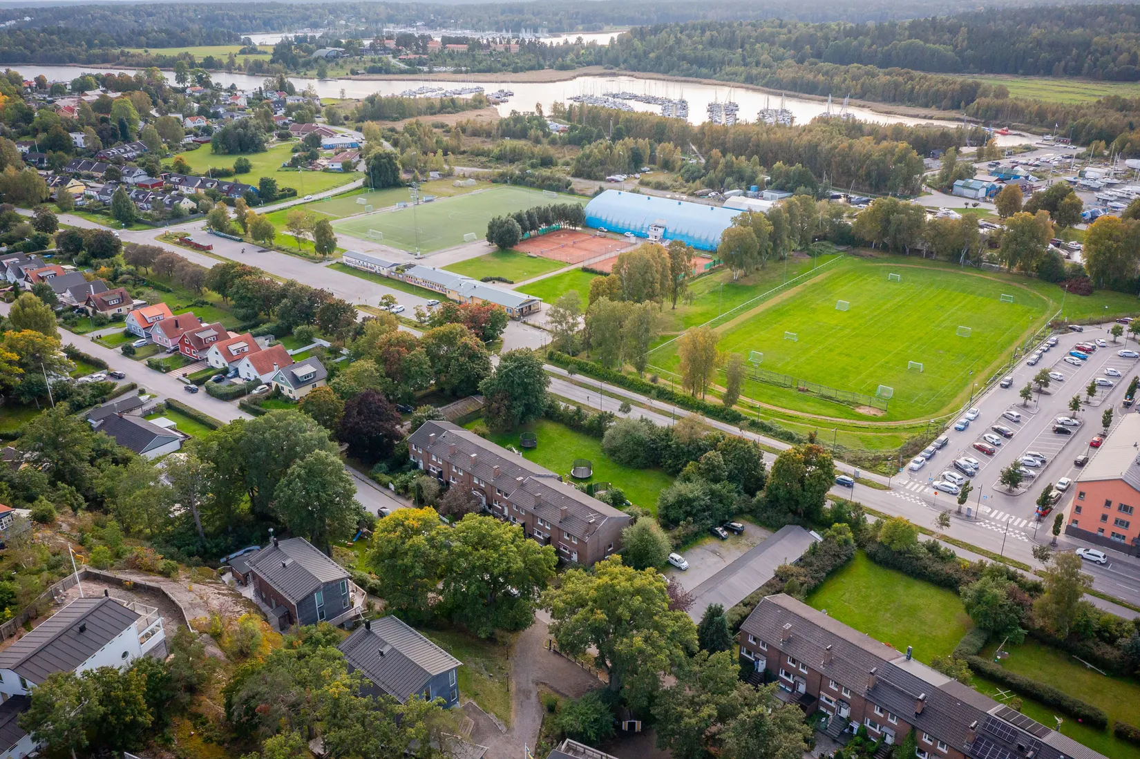 Radhus, Saturnusvägen 36, Österskär/Tuna, Österåker