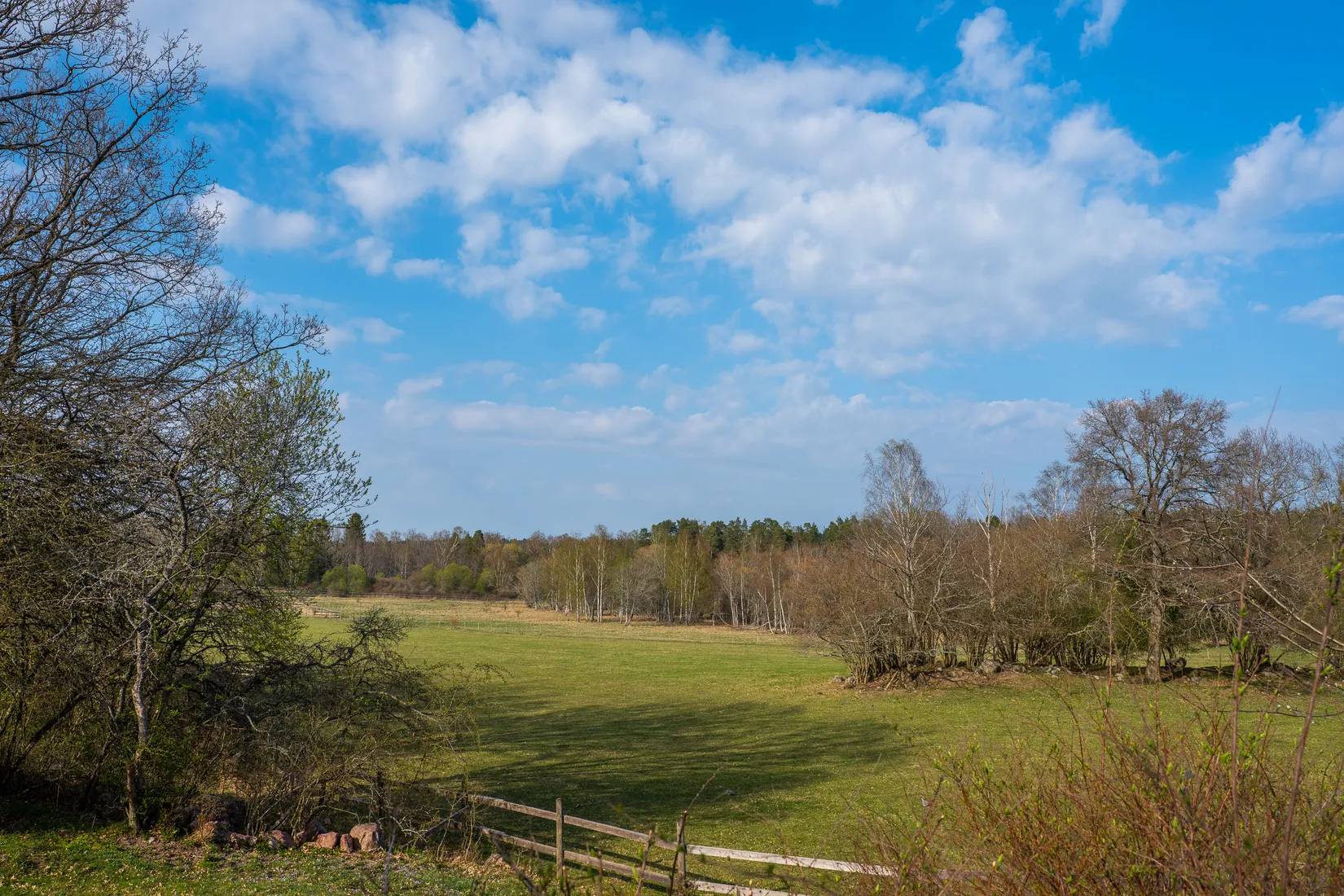 Bostadsrätt, Radhus, Väsjövägen 14B, Väsjön, Sollentuna