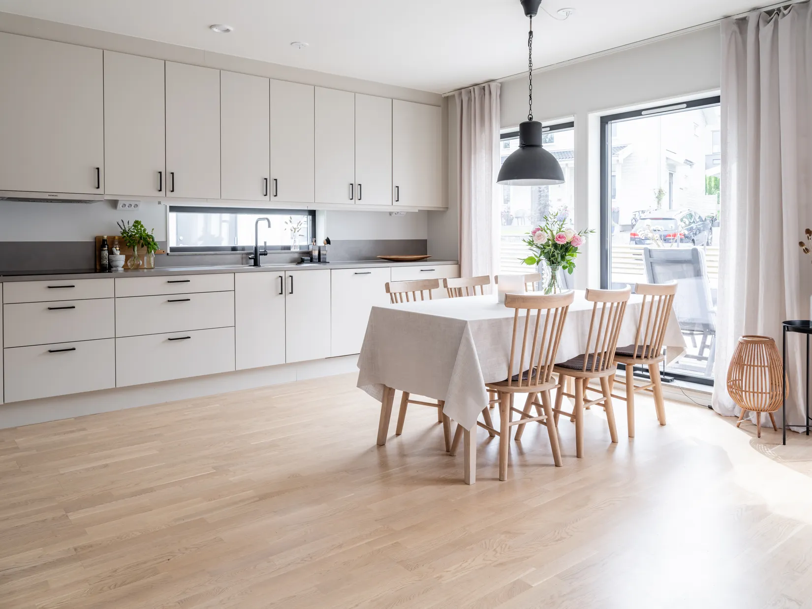 Bostadsrätt, Radhus, Väsjövägen 14B, Väsjön, Sollentuna