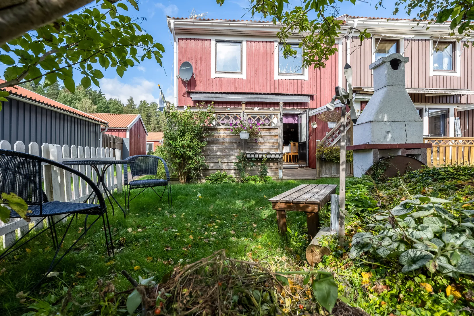 Radhus, Hjortronstigen 2, Nyhem, Finspång