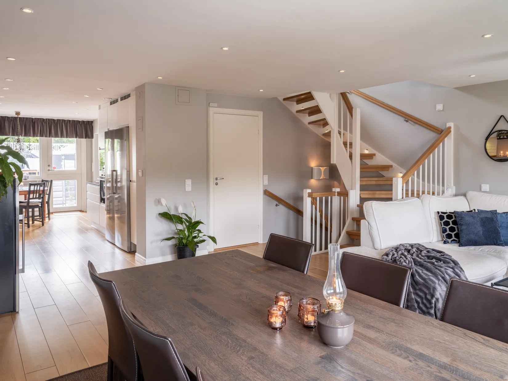 Villa, Radhus, Myrvägen 13, Tureberg, Sollentuna