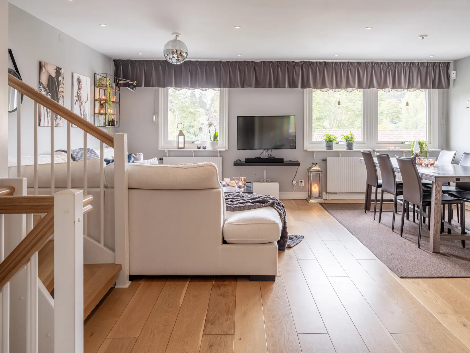 Villa, Radhus, Myrvägen 13, Tureberg, Sollentuna