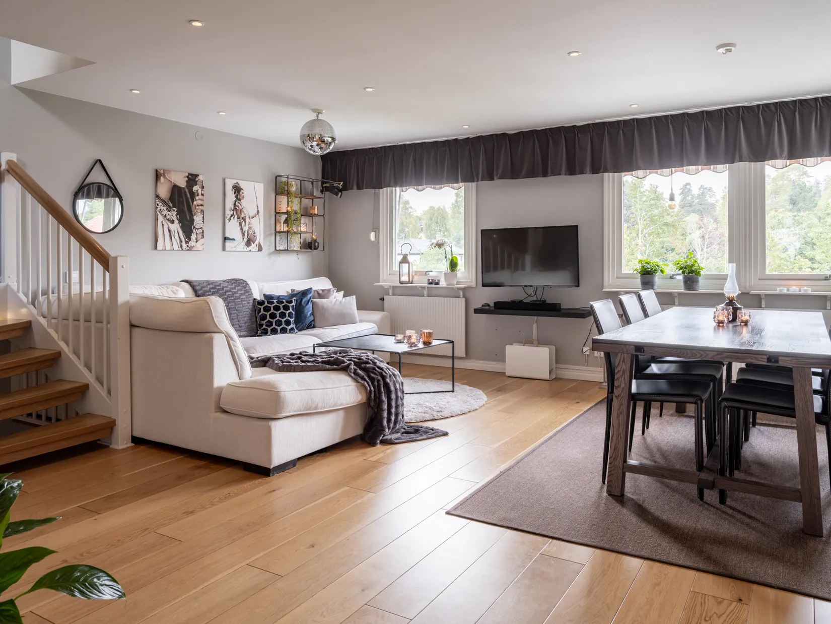 Villa, Radhus, Myrvägen 13, Tureberg, Sollentuna