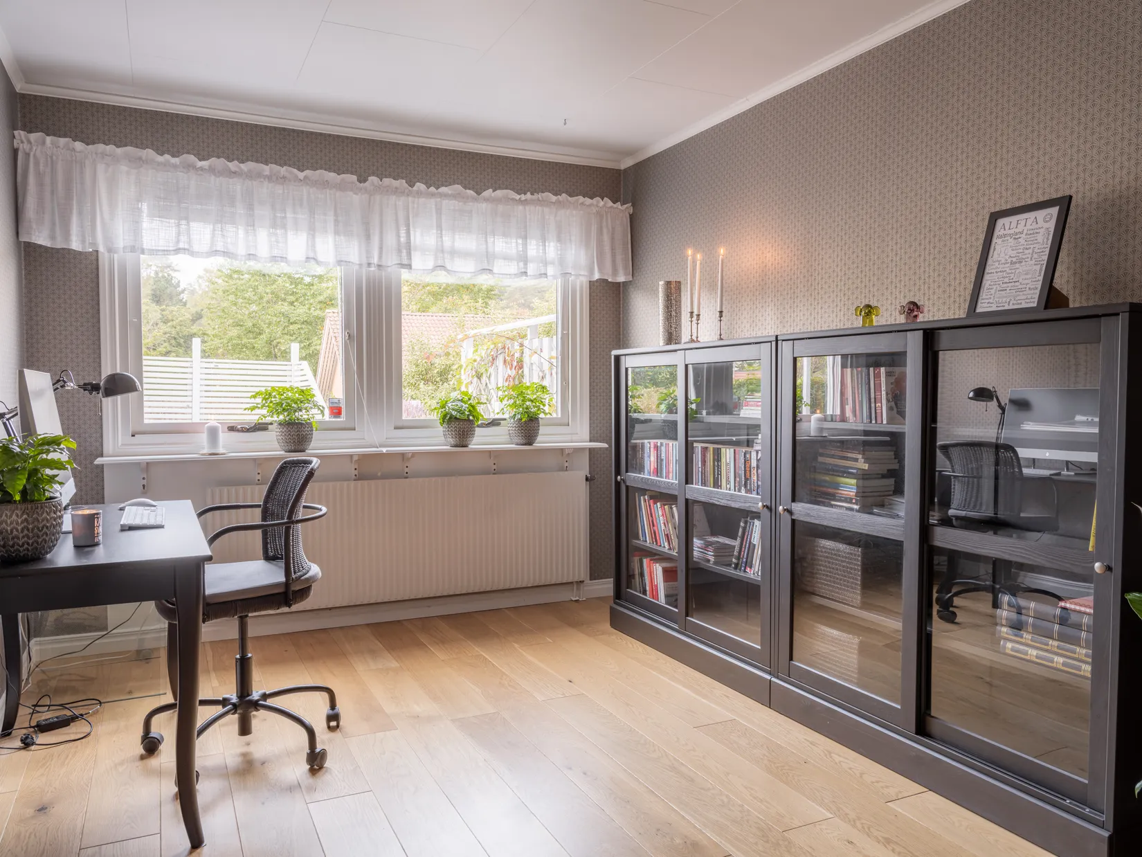 Villa, Radhus, Myrvägen 13, Tureberg, Sollentuna