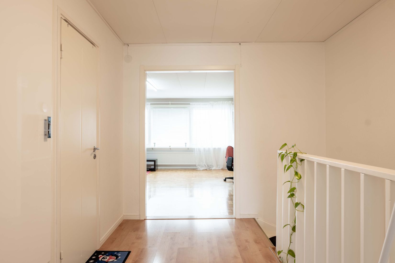 Radhus, Stångjärnsgatan 105, Bäckby, Västerås