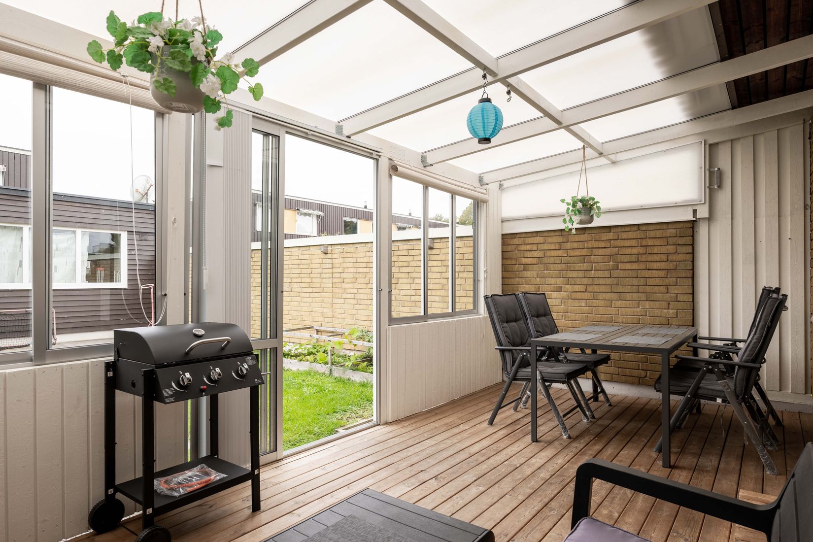 Radhus, Stångjärnsgatan 105, Bäckby, Västerås