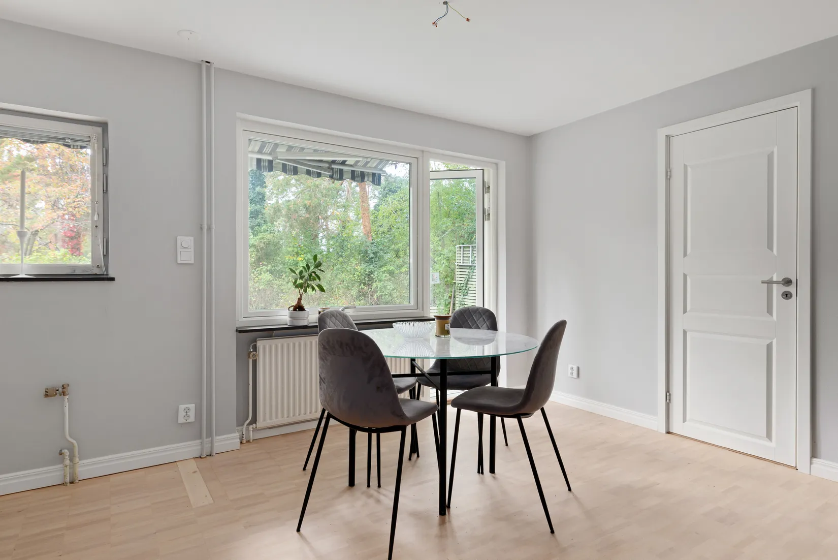 Villa, Radhus, Spireabågen 69, Hässelby Södra Villastad, Stockholm