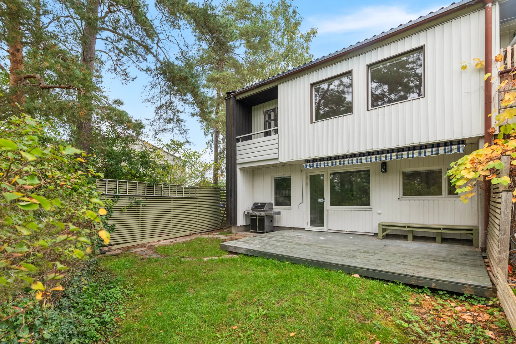 Villa, Radhus, Spireabågen 69, Hässelby Södra Villastad, Stockholm