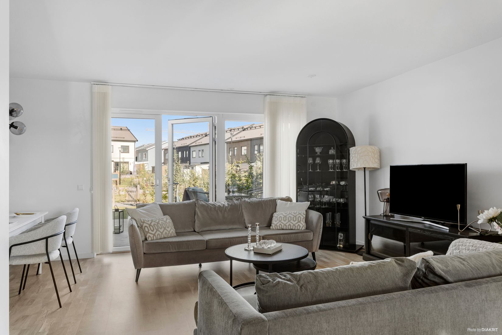 Radhus, Eds Sjöväg 30, Upplands Väsby