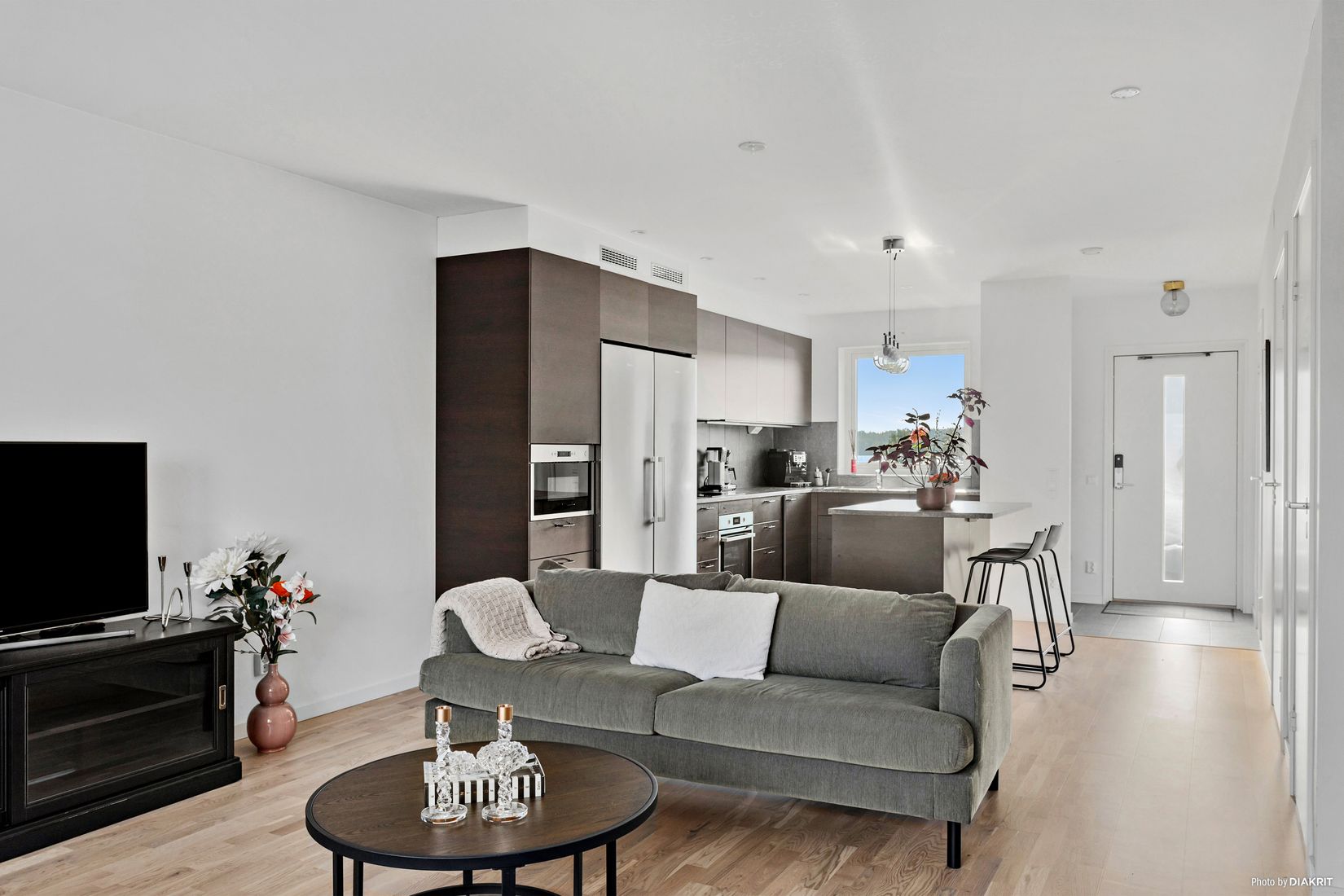 Radhus, Eds Sjöväg 30, Upplands Väsby