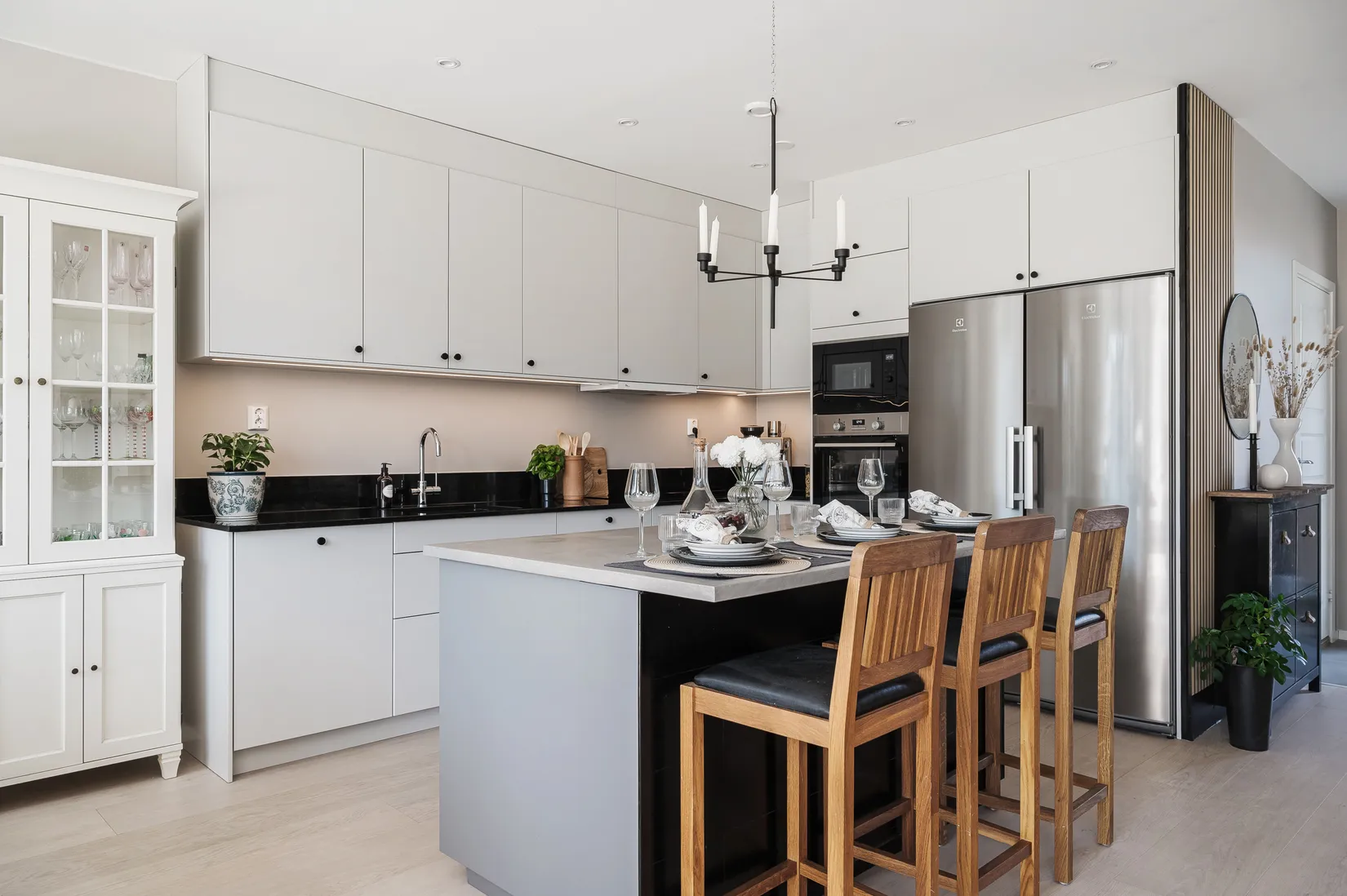 Radhus, Vildsvinsvägen 10A, Läggesta, Strängnäs