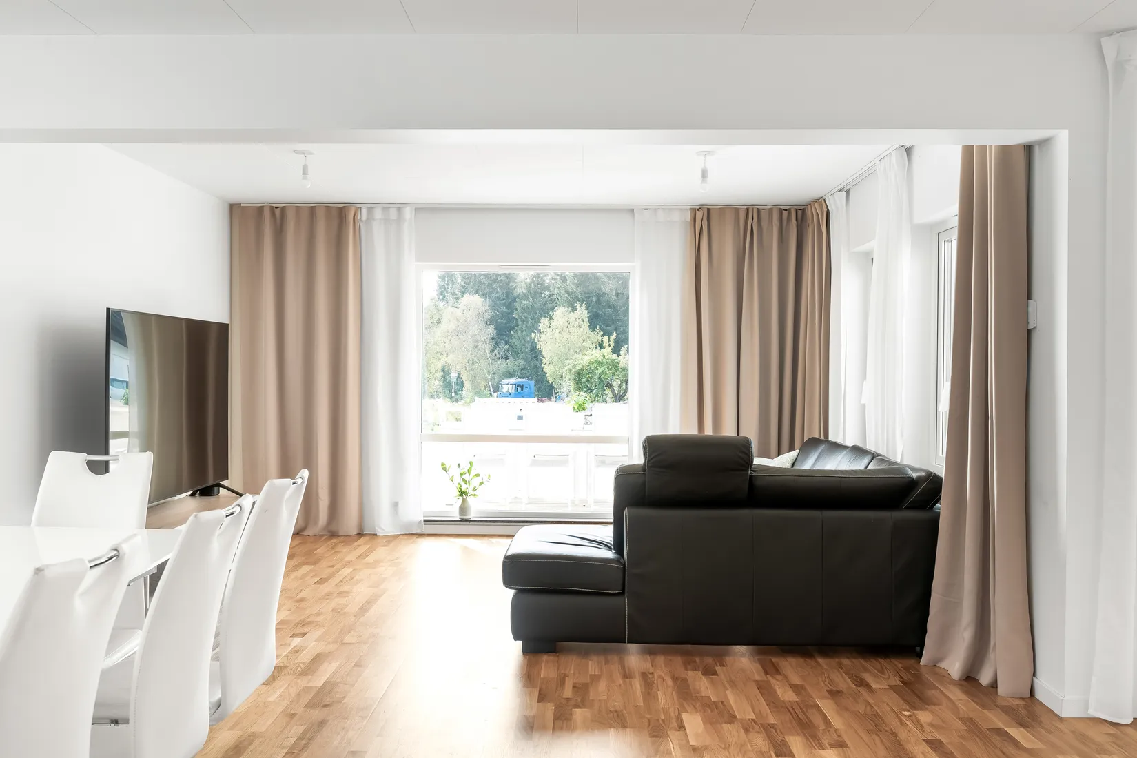 Villa, AXVÄGEN 4, Molnby, Vallentuna