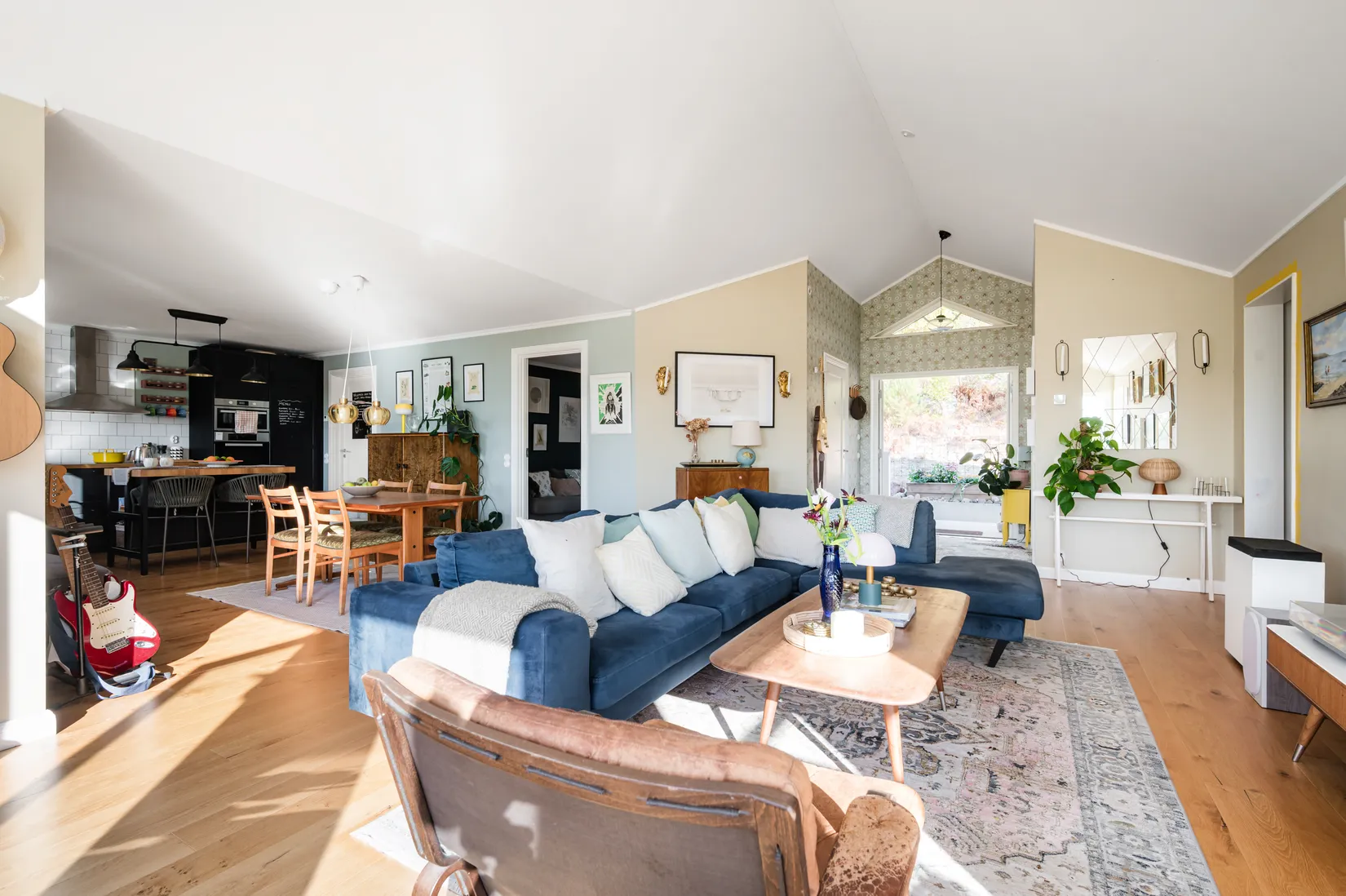 Villa, Hackholmssundsvägen 3, Bro/Ådö, Upplands-Bro