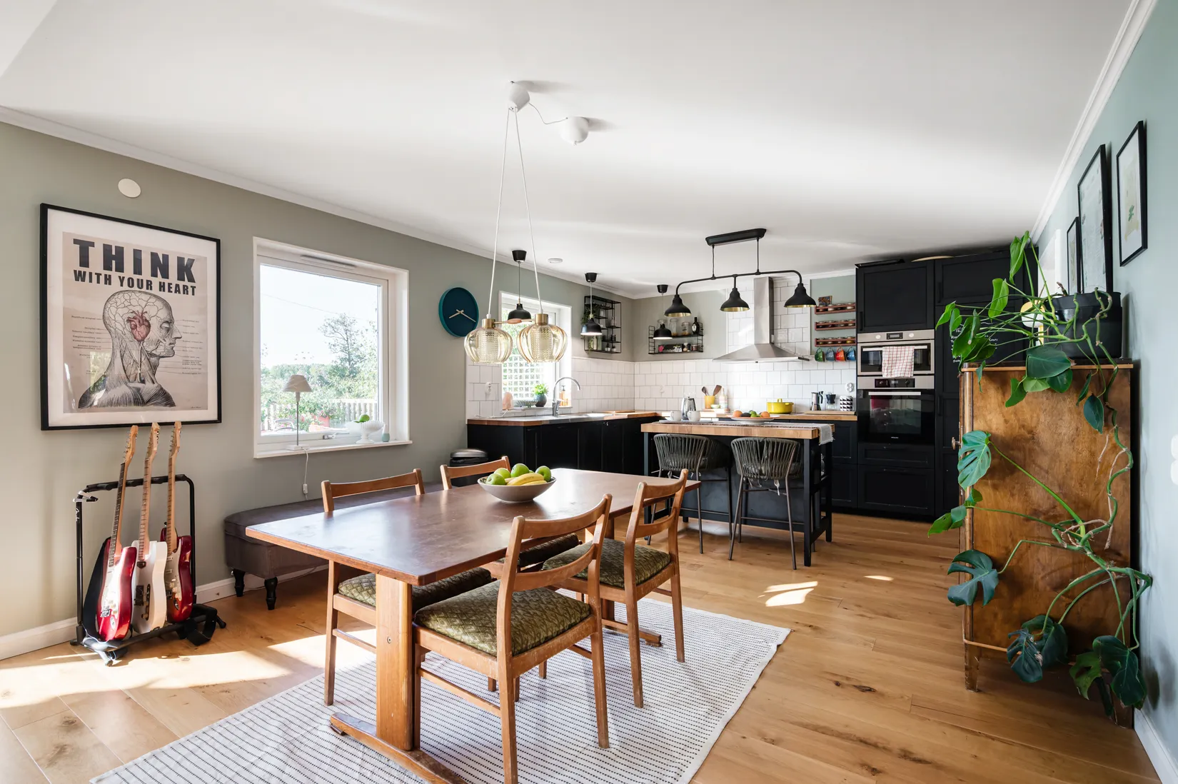 Villa, Hackholmssundsvägen 3, Bro/Ådö, Upplands-Bro