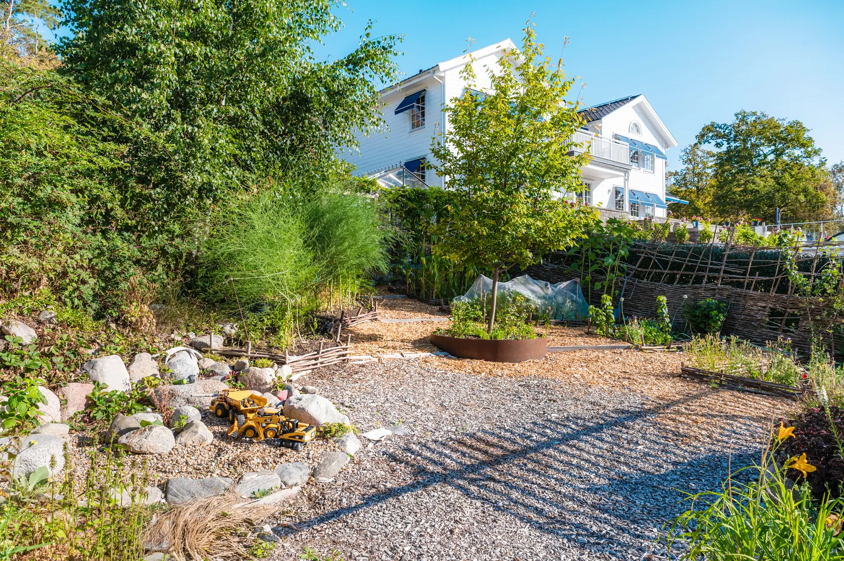 Villa, Hackholmssundsvägen 3, Bro/Ådö, Upplands-Bro