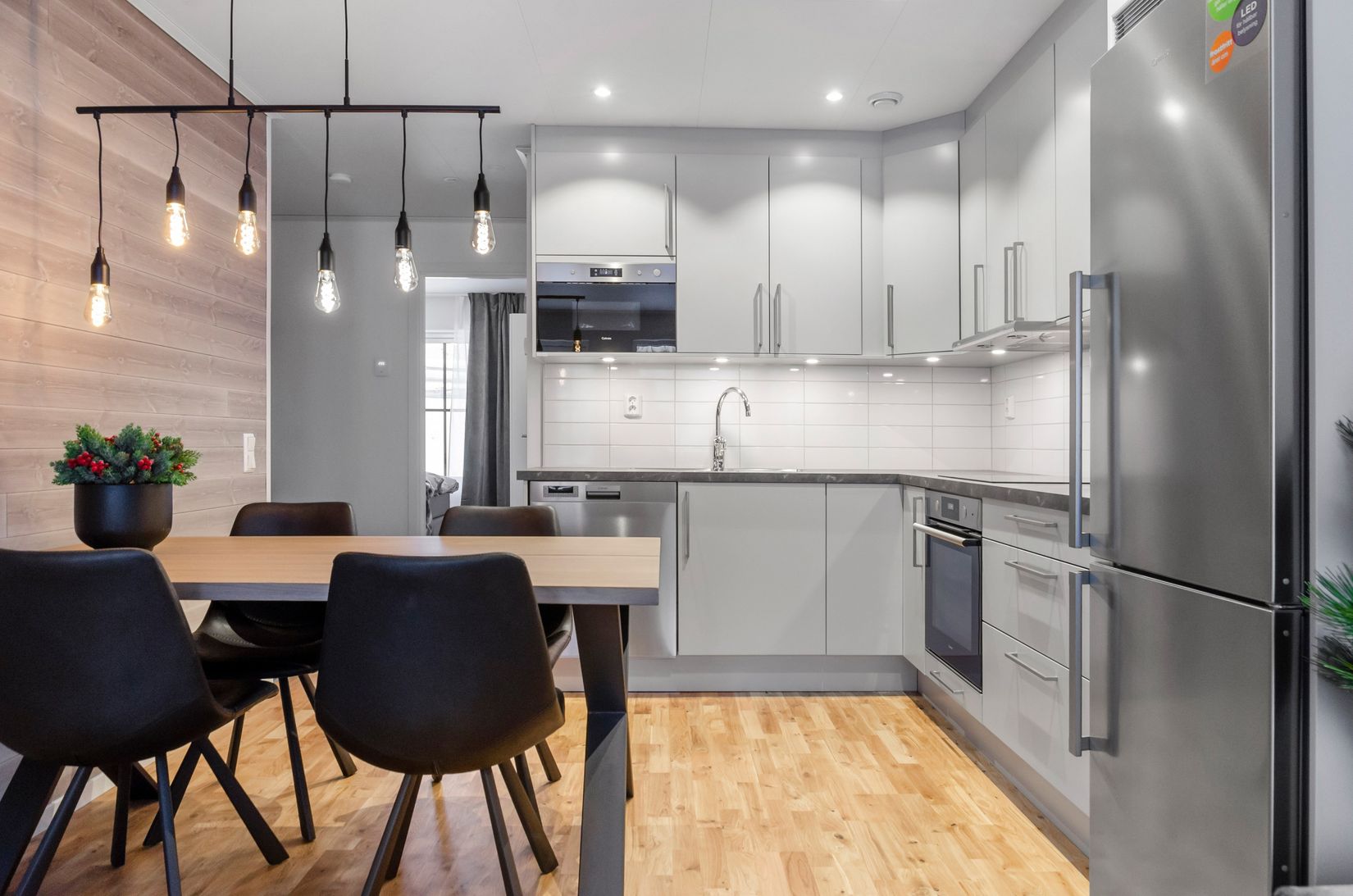 Radhus, Bo Johans Väg 2B, Storhogna, Berg