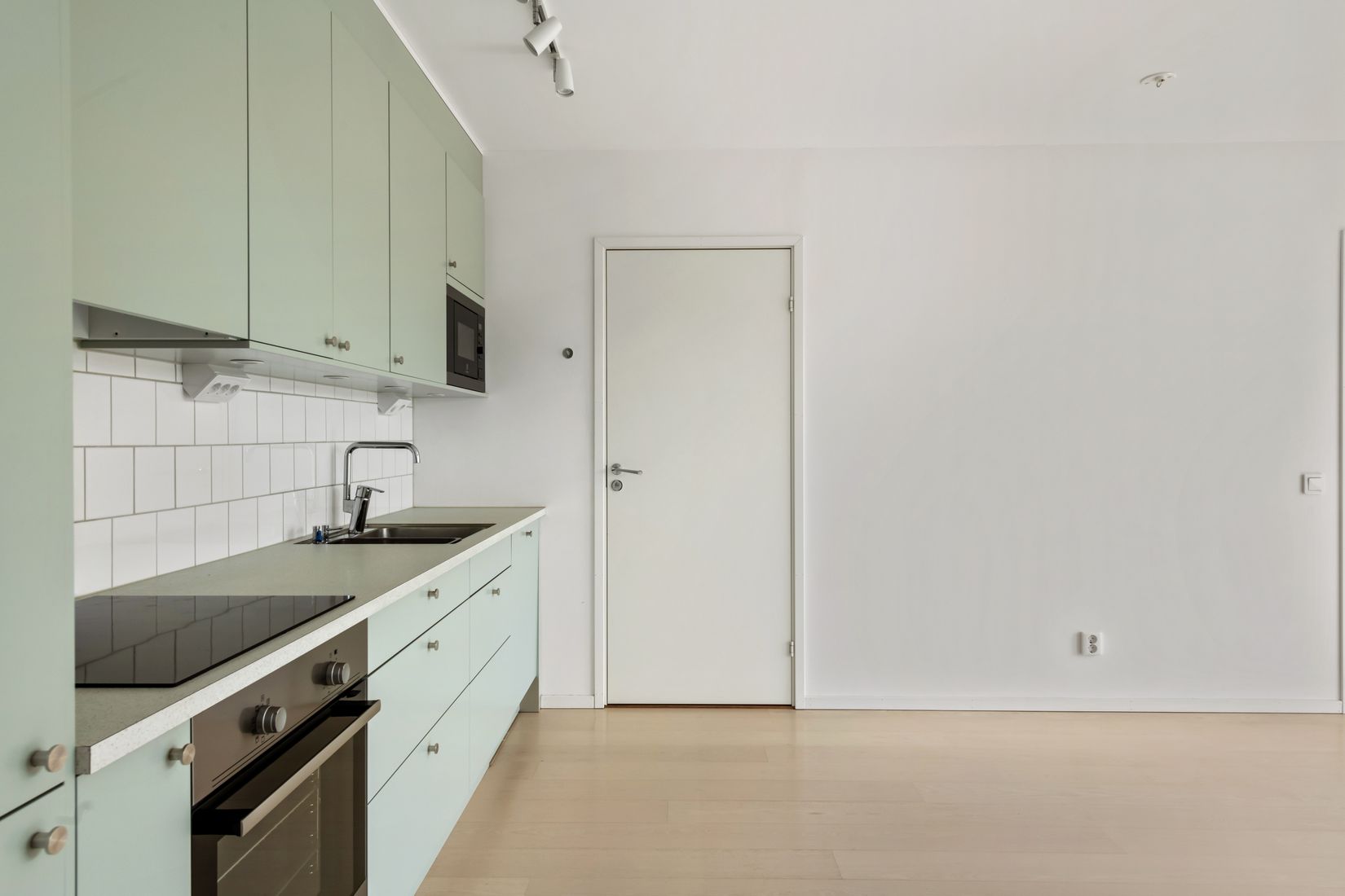 Bostadsrätt, Hägerneholmsvägen 8B, Hägerneholm, Arninge, Täby