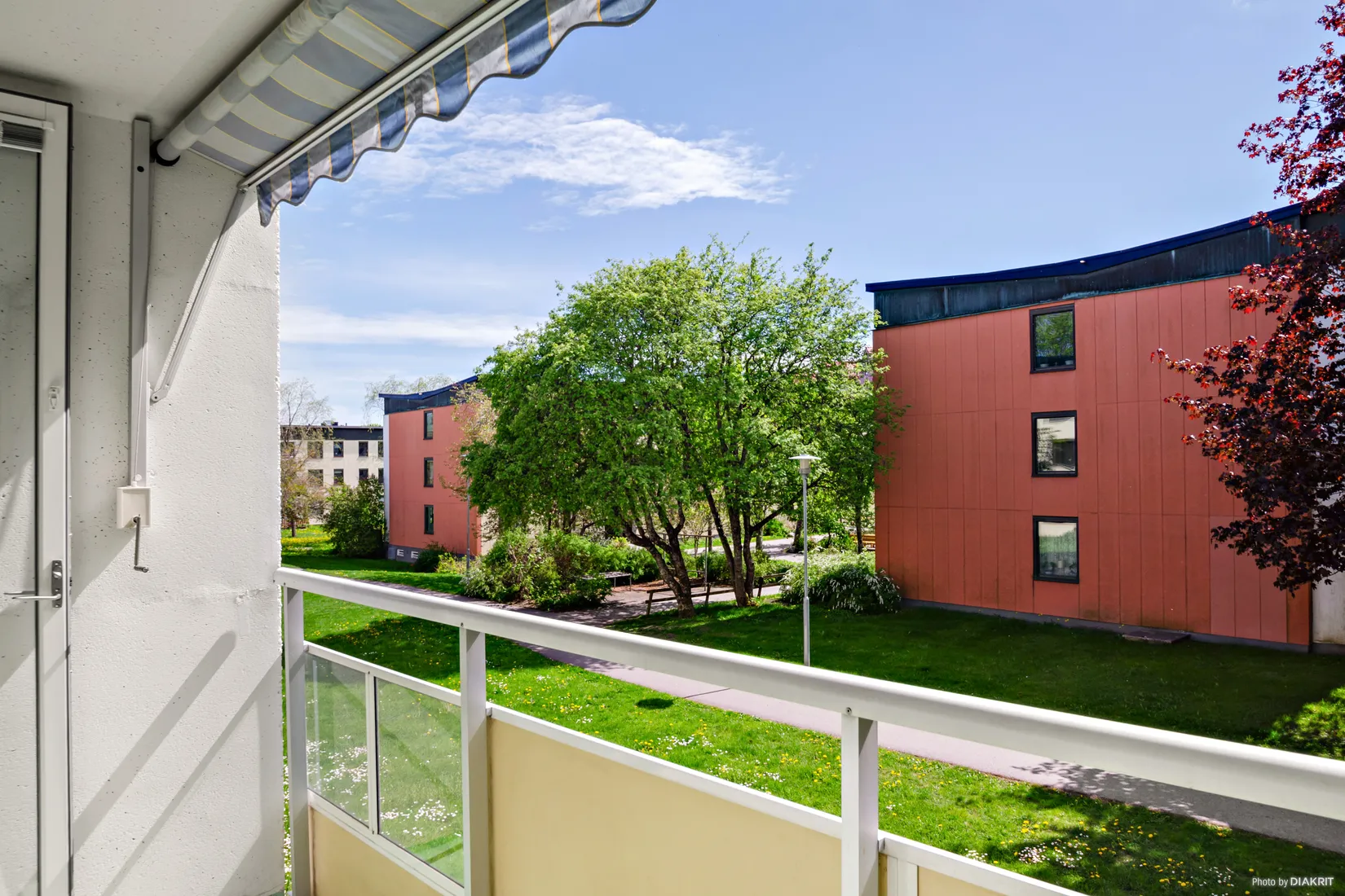 Bostadsrätt, Björkbacksvägen 63, 1tr, Tyresö Centrum, Tyresö
