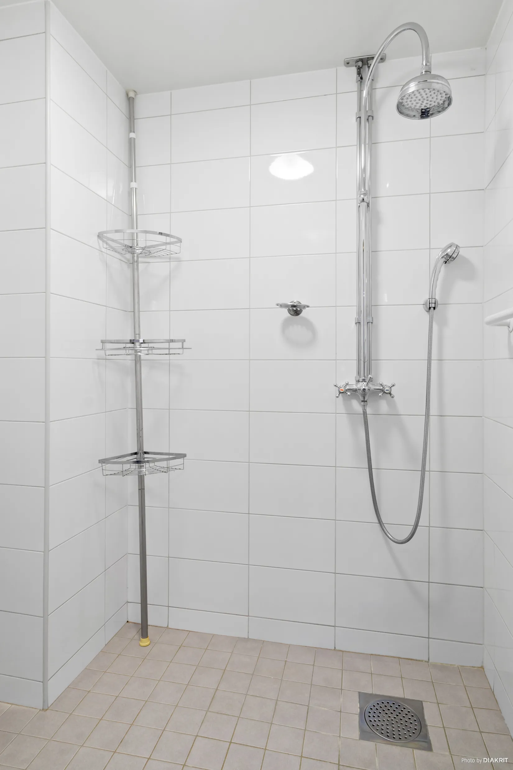 Bostadsrätt, Björkbacksvägen 63, 1tr, Tyresö Centrum, Tyresö