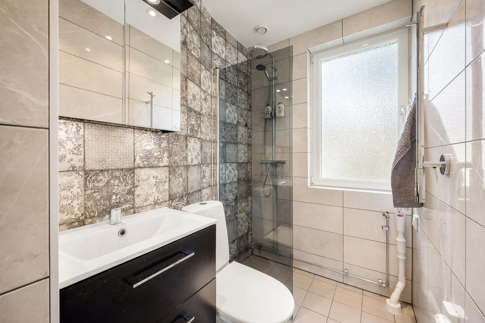 Bostadsrätt, Björkbacksvägen 40, vån 3/3, Johannesfred, Stockholm