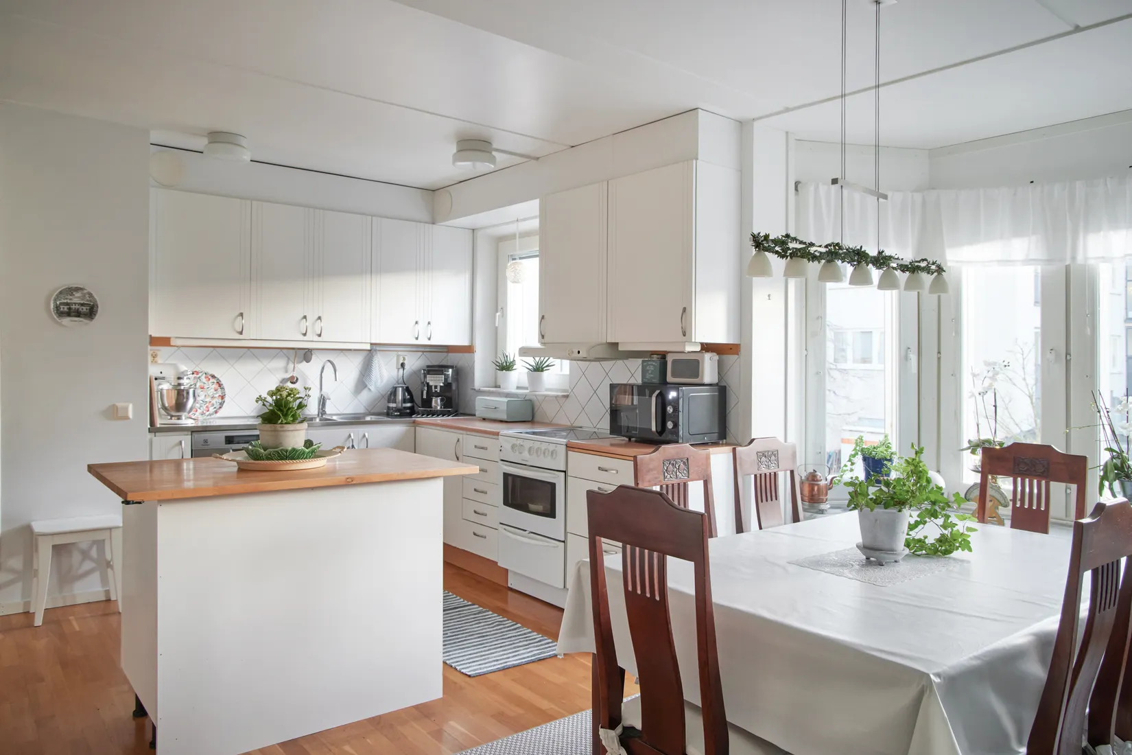 Bostadsrätt, Rådstuguvägen 1, Centrala Huddinge, Huddinge