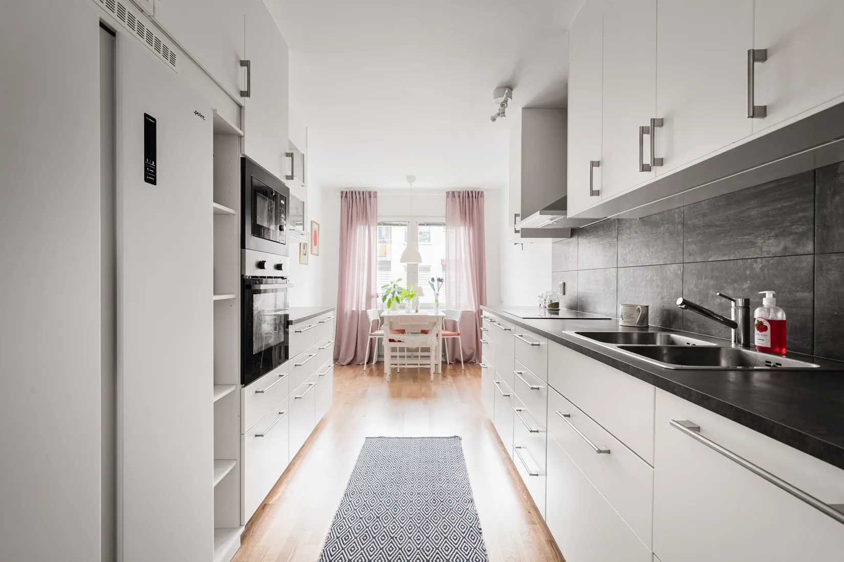 Bostadsrätt, Hallonvägen 92, bv, Kungsängen - Tibble, Upplands-Bro