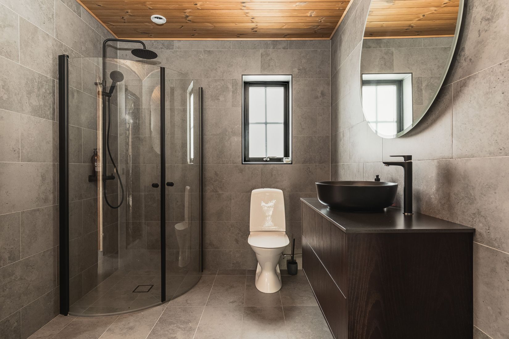 Fritidshus, Merakvägen 7, Solbacken, Storhogna, Berg