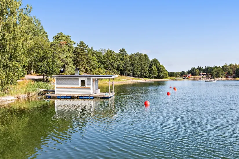 Fritidshus, Bullandövägen 16, Älvsala, Värmdö