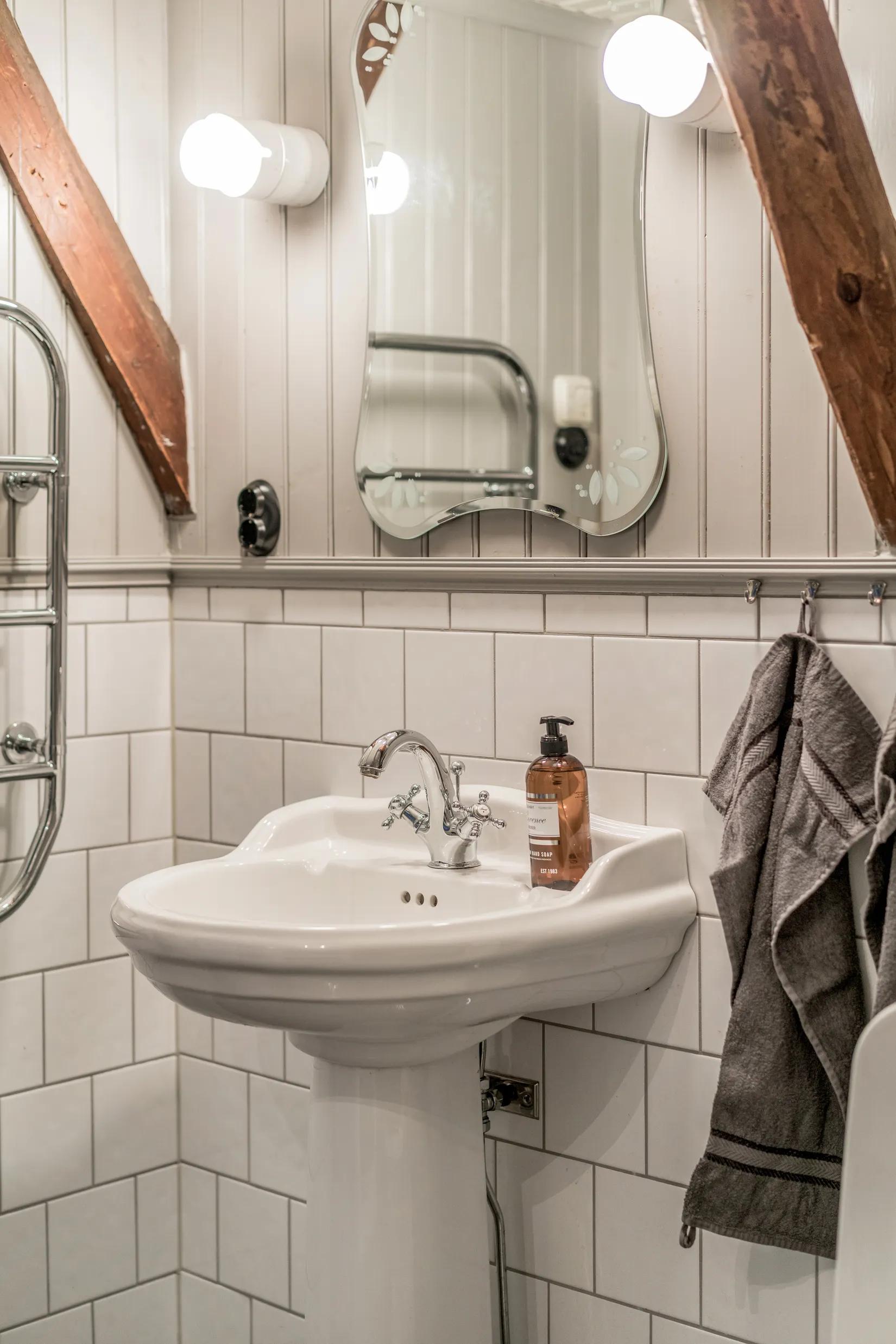 Villa, S:t Annegatan 14, Centralt Öster, Nyköping