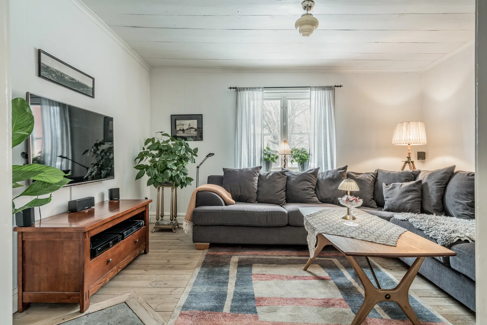 Villa, S:t Annegatan 14, Centralt Öster, Nyköping