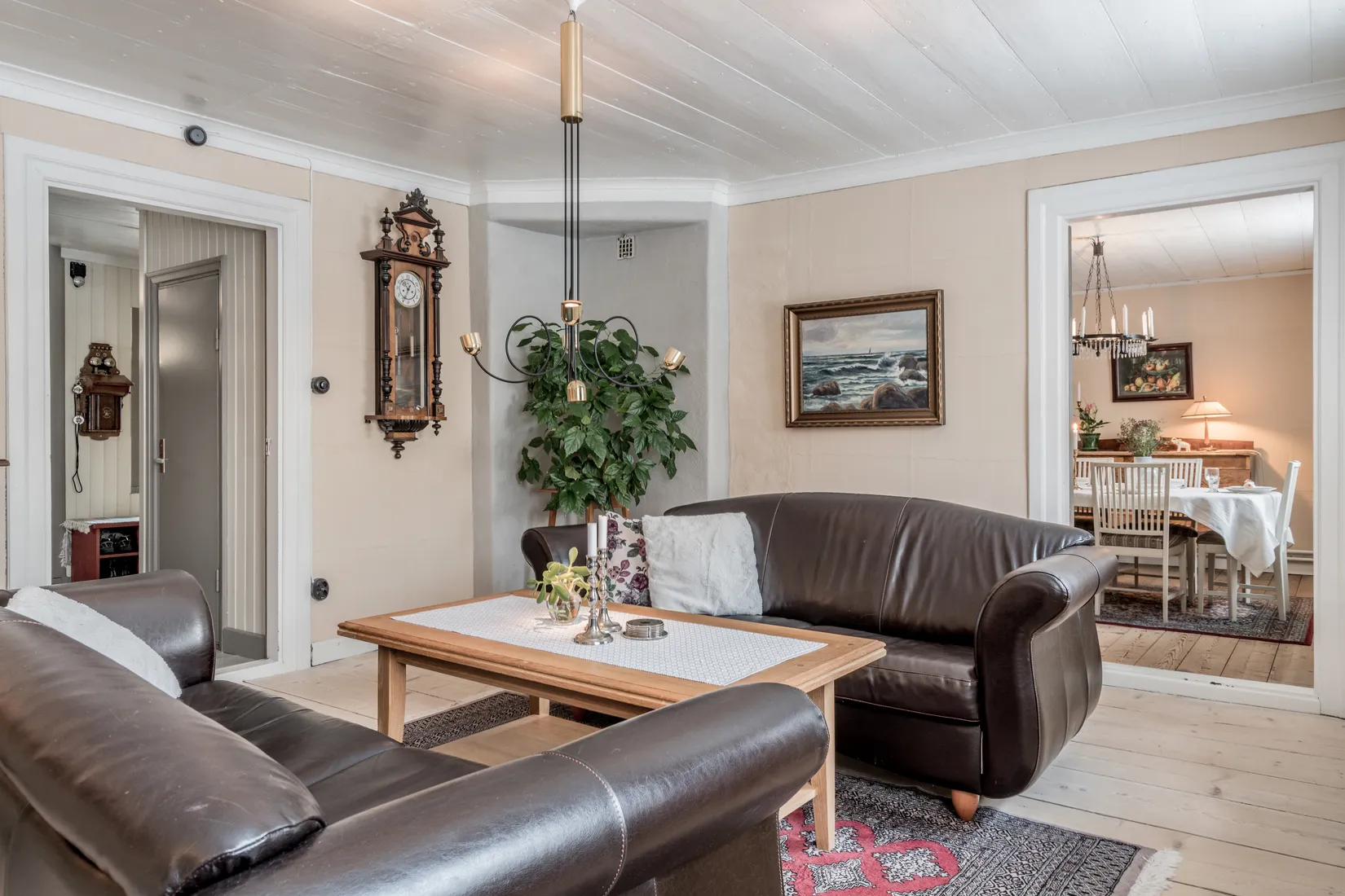 Villa, S:t Annegatan 14, Centralt Öster, Nyköping