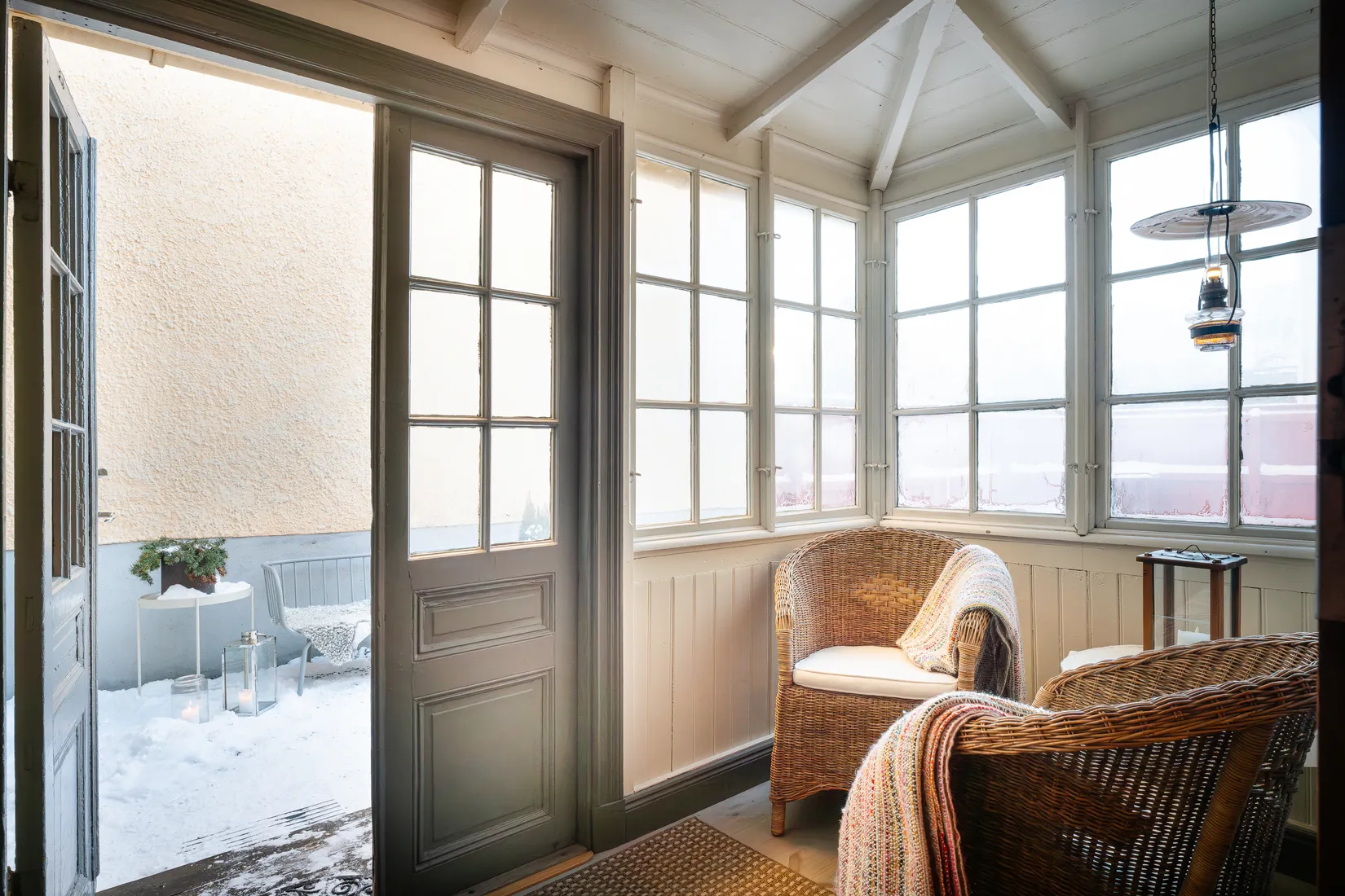 Villa, S:t Annegatan 14, Centralt Öster, Nyköping
