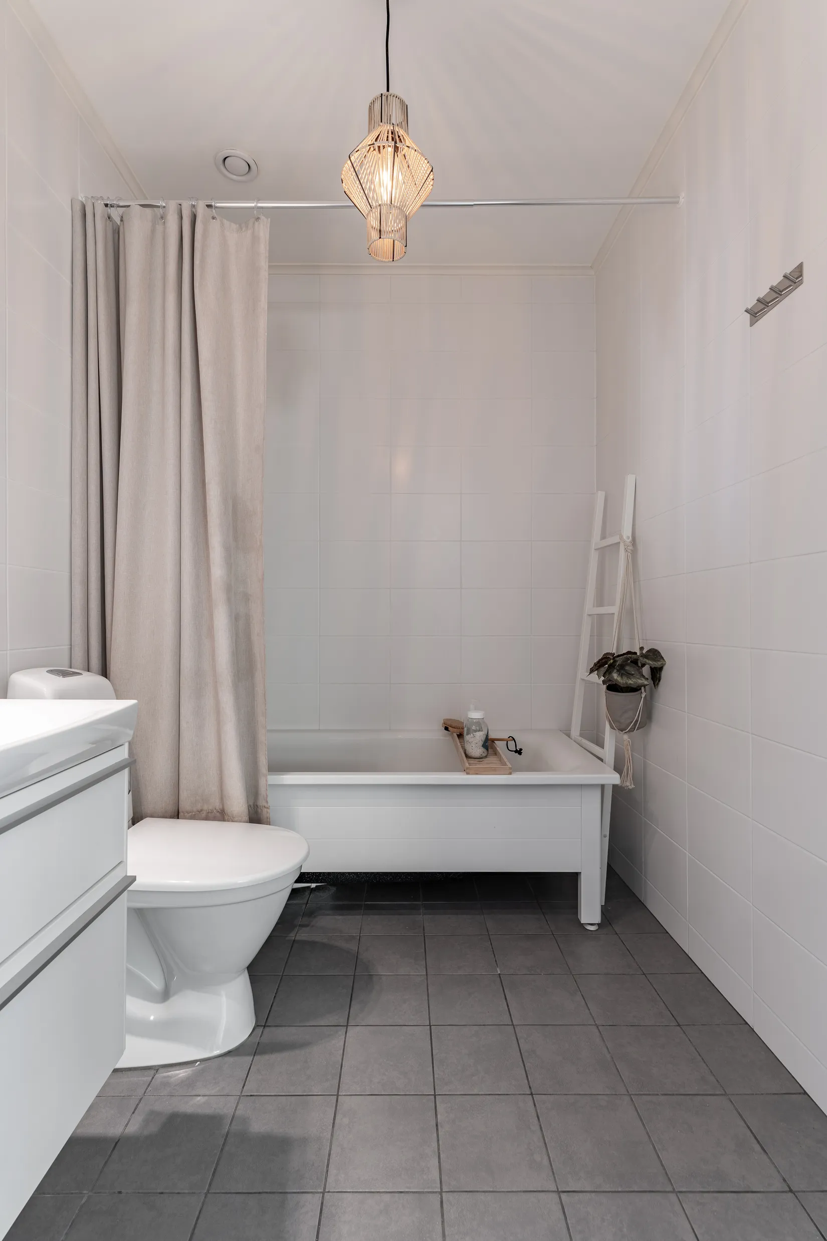 Radhus, Lövsångarvägen 7C, Sånghusvallen, Krokom