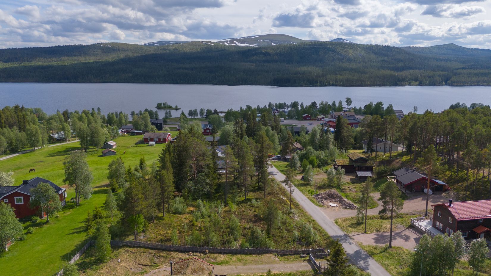 Tomt, Spruthusvägen tomt Lofsdalen 2:32, Härjedalen