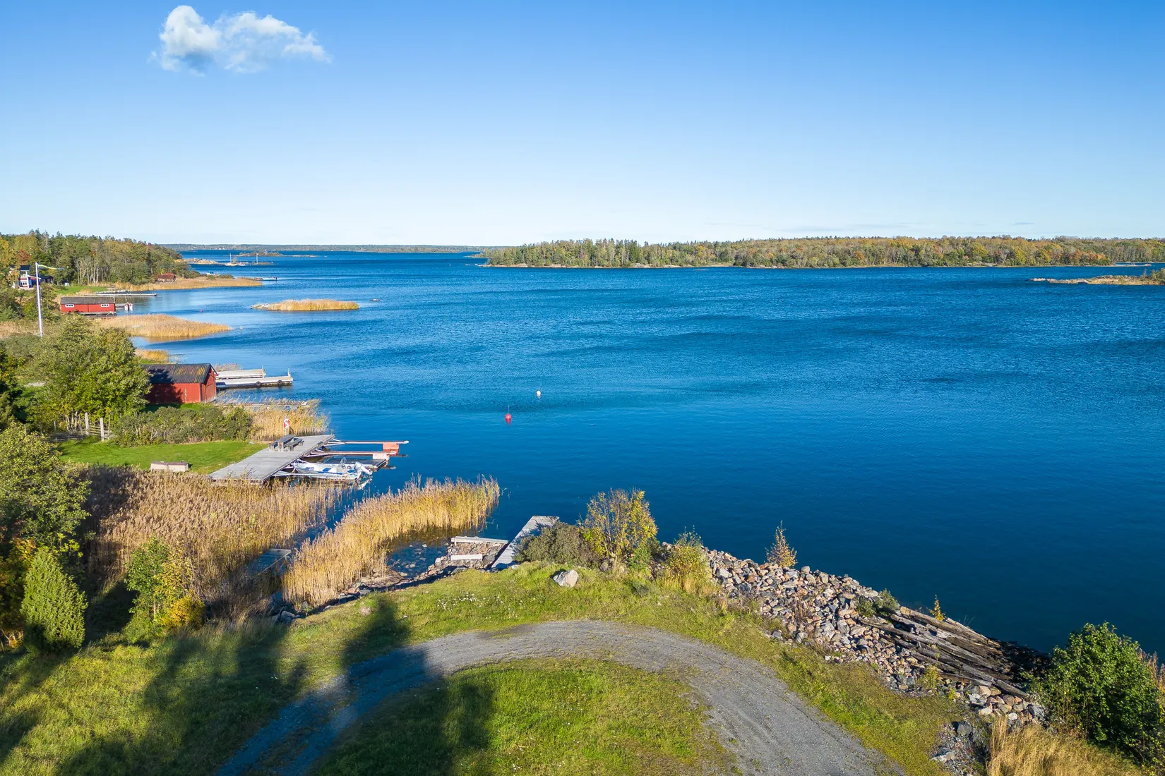 Villa, Bredsundsvägen 94, Herräng, Norrtälje